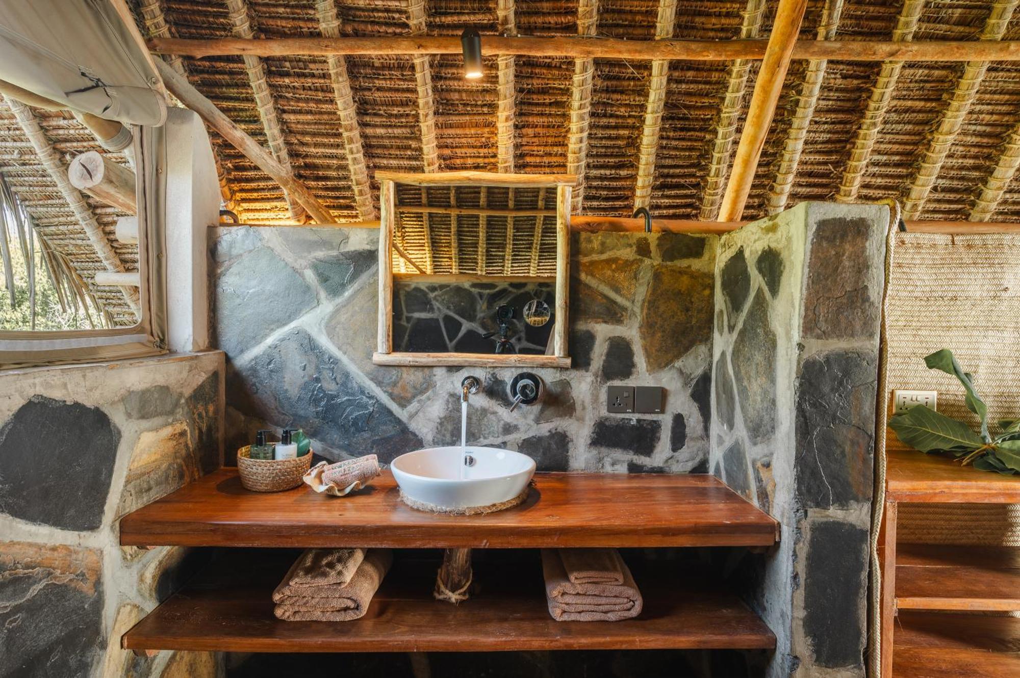 Mwazaro Beach Lodge Shimoni Zewnętrze zdjęcie